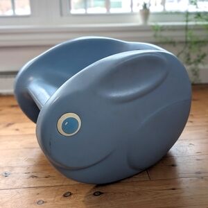 LITTLE TIKES Vintage Toddler Blue Rabbit Shaped Childs Rocking Chair Floor Chair